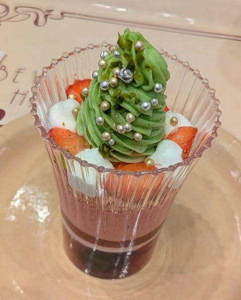 Picsart_25-11-11_20-22-13-931