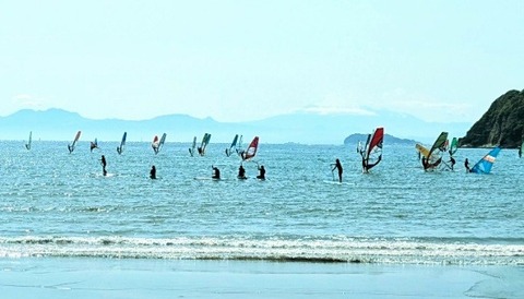 Picsart_25-05-03_21-25-24-903~2