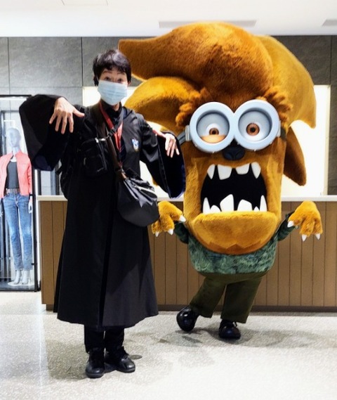 Picsart_22-09-28_00-40-28-128