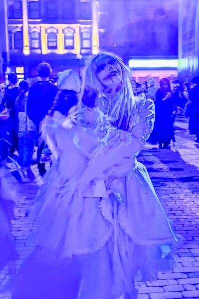 Picsart_25-10-21_20-18-44-122