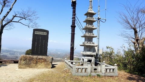 Picsart_24-04-06_07-00-23-803