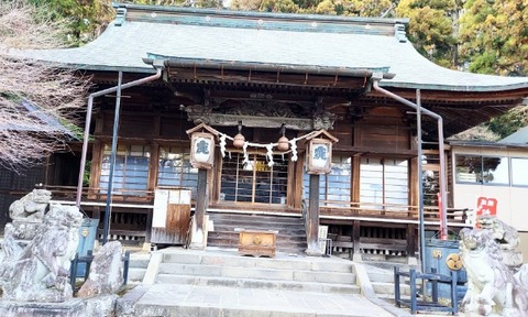 Picsart_24-04-09_11-51-24-581