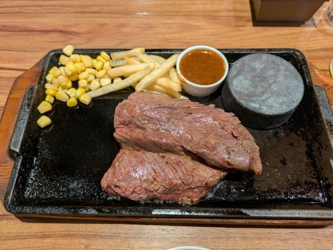 Picsart_25-11-09_20-21-34-916