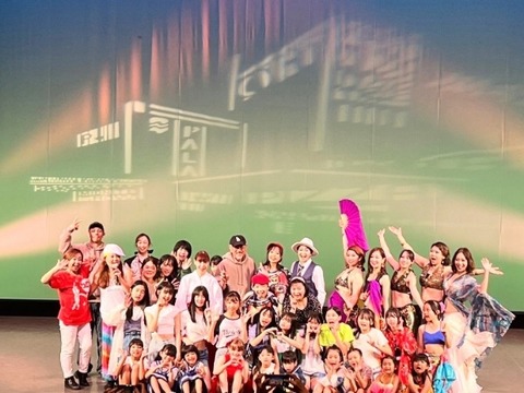 Picsart_24-11-04_20-01-55-374