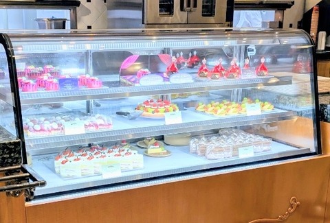 Picsart_25-10-21_15-03-28-193~2