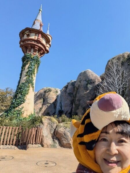 Picsart_25-02-25_22-47-53-532