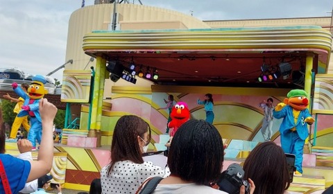 Picsart_22-09-29_07-40-45-558