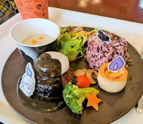 Picsart_25-09-10_14-16-47-519