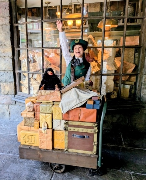 Picsart_25-11-11_20-30-34-042