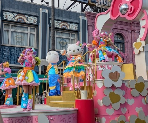 Picsart_26-03-10_15-43-15-545