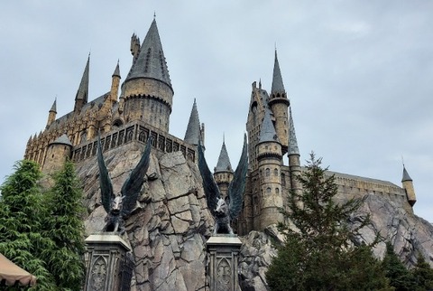 Picsart_22-09-28_00-27-43-162