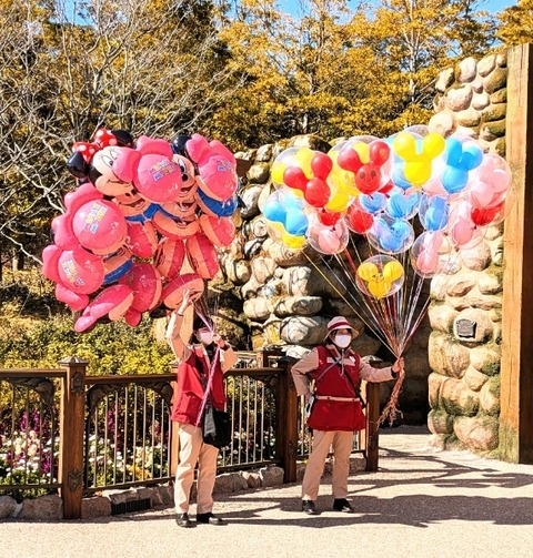 Picsart_25-02-25_22-39-20-662