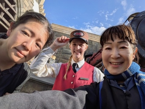 Picsart_25-11-11_20-28-22-120