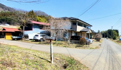 Picsart_24-04-03_16-33-23-550