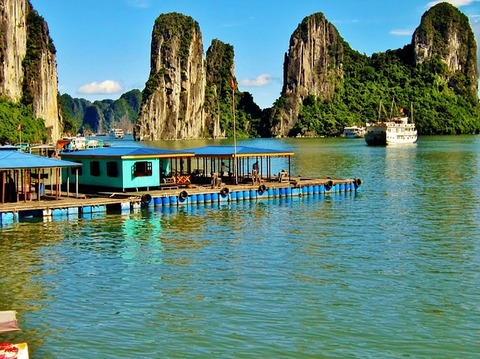 halong-289278_640