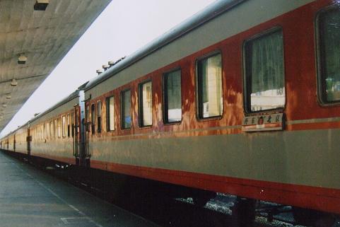 2002年 朝鮮民主主義人民共和国の鉄道に乗る 32 : 亜洲