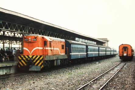 1990年 自強特快1052次 花蓮→台北 2 : 亜洲鉄道日記
