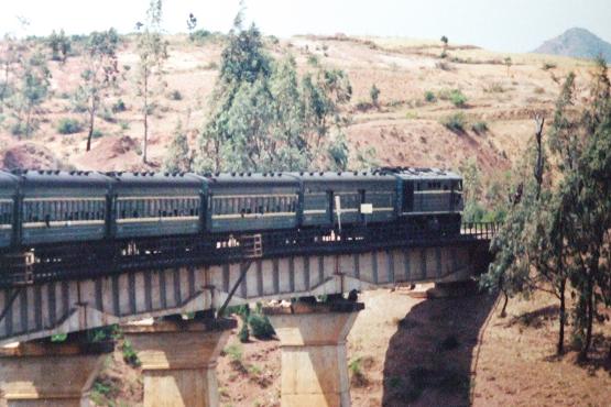 1989年 成昆鉄道の旅 20 : 亜洲鉄道日記