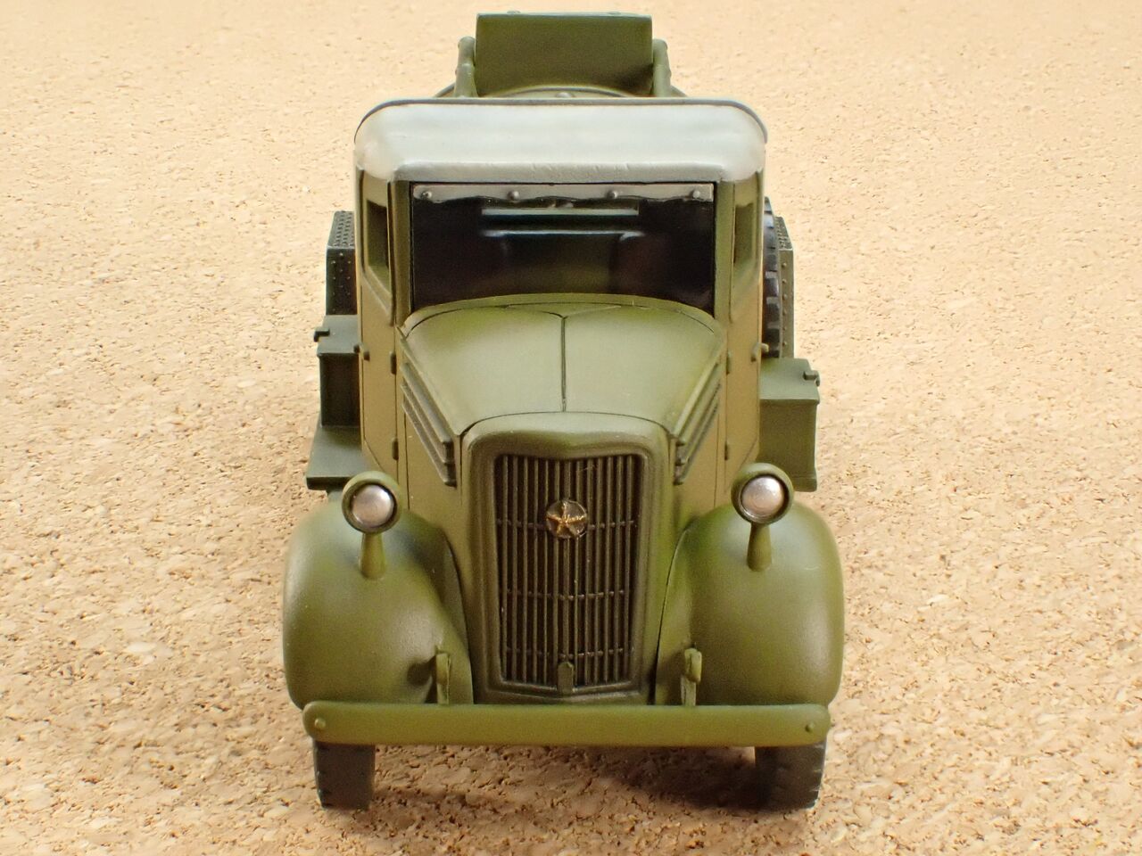 ハセガワ 1/72 日本陸軍 「いすゞ TX-40 燃料補給車」 : 常磐