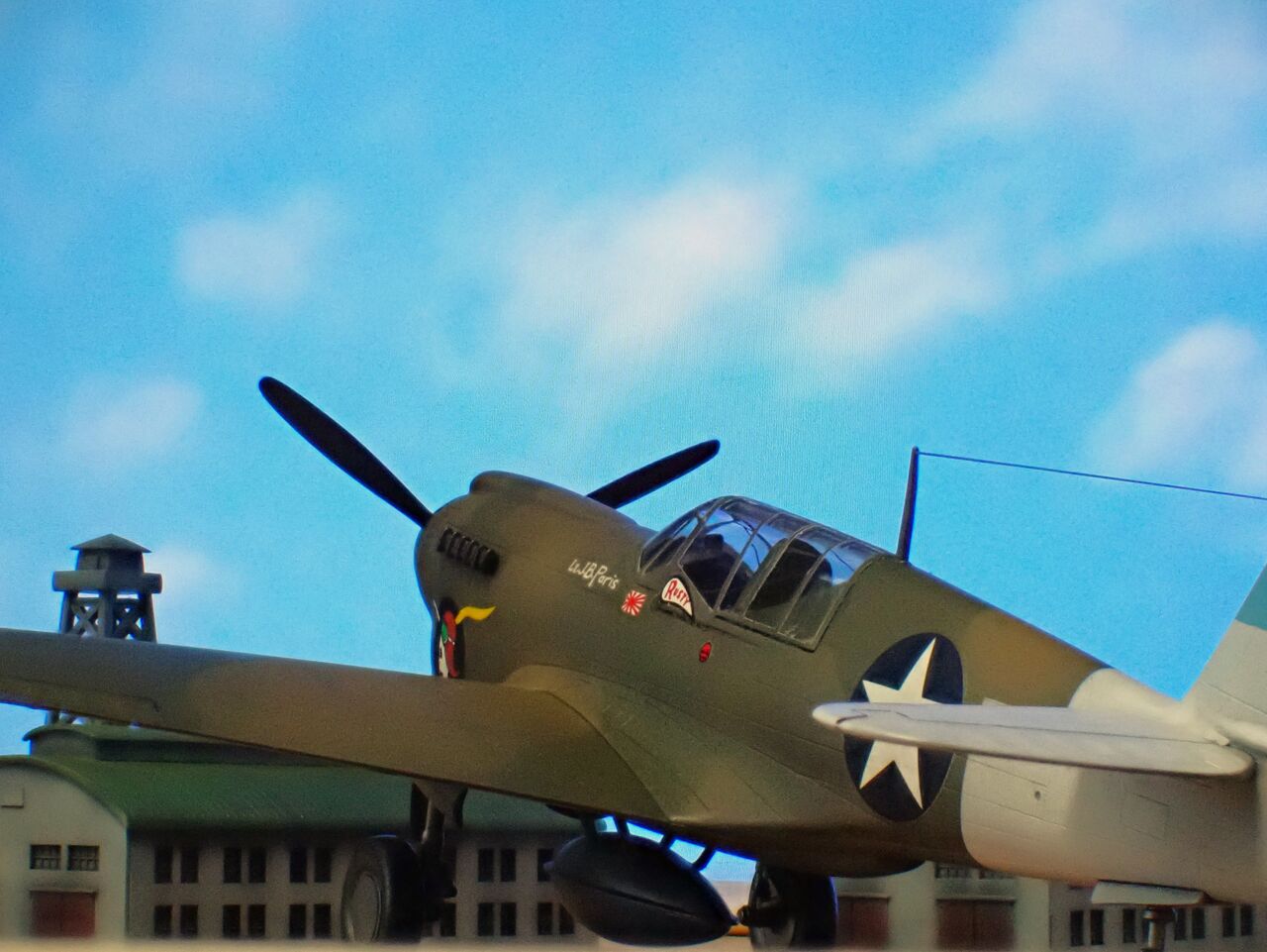 1/72 アメリカ陸軍 戦闘機 P-40N ウォーホーク – GUNKANDO