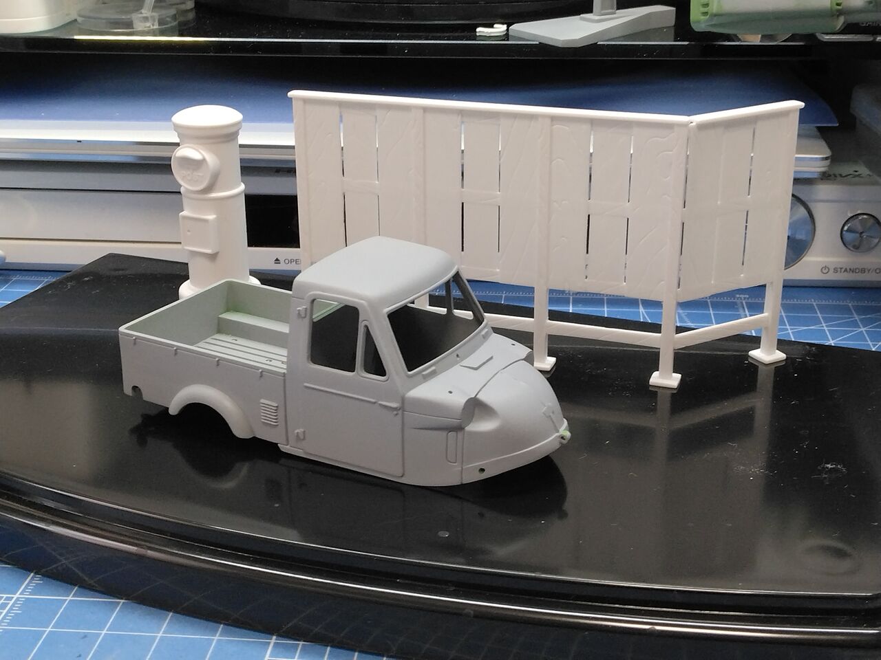 マイクロエース 1/32 「ダイハツ ミゼット 後期型」 : 常磐重工 -JOBAN