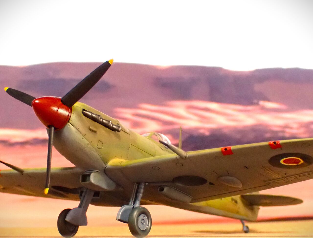 タミヤ 1/72 イギリス空軍 戦闘機「スピットファイア Mk.Vb TROP