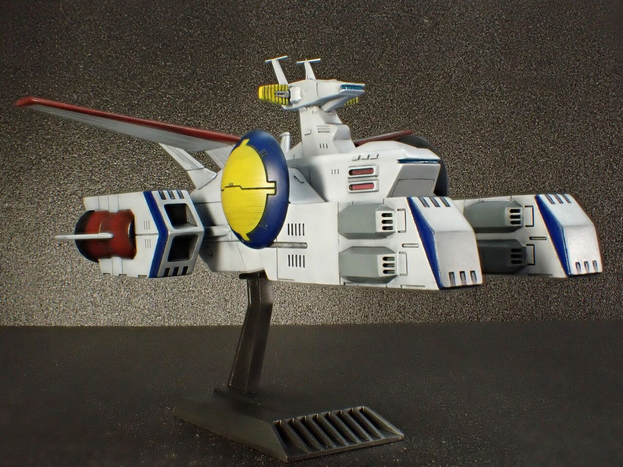 バンダイ 1/2400 地球連邦軍 宇宙空母 「ホワイトベース バンダイ 1/2400 地球連邦軍 宇宙空母 「ホワイトベース