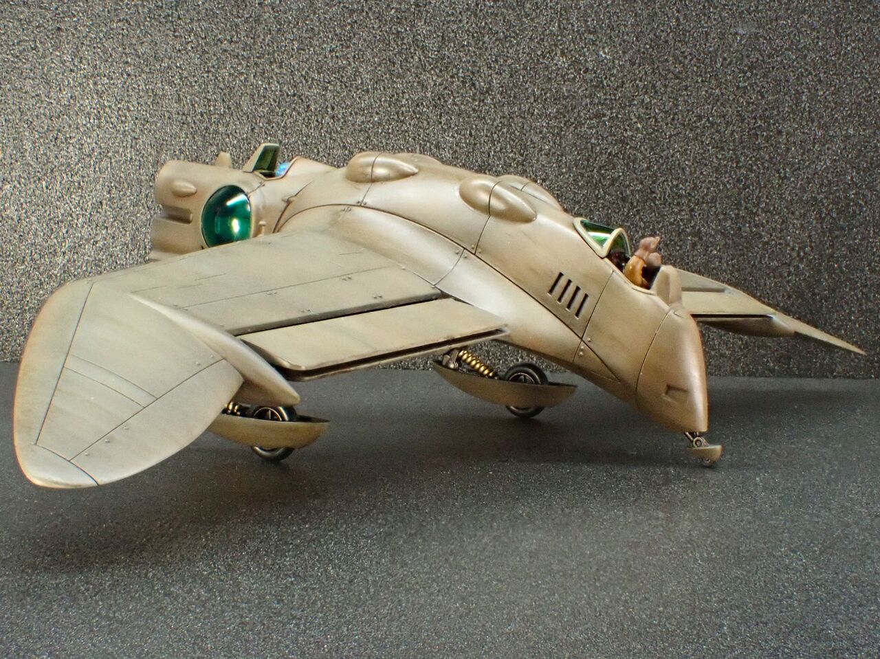 風の谷のナウシカ ガンシップ プラモデル塗装完成品