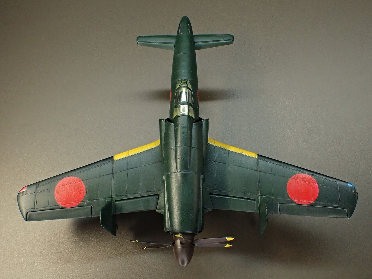 タミヤ 1/72 日本海軍 試作局地戦闘機 「震電」 : 常磐重工