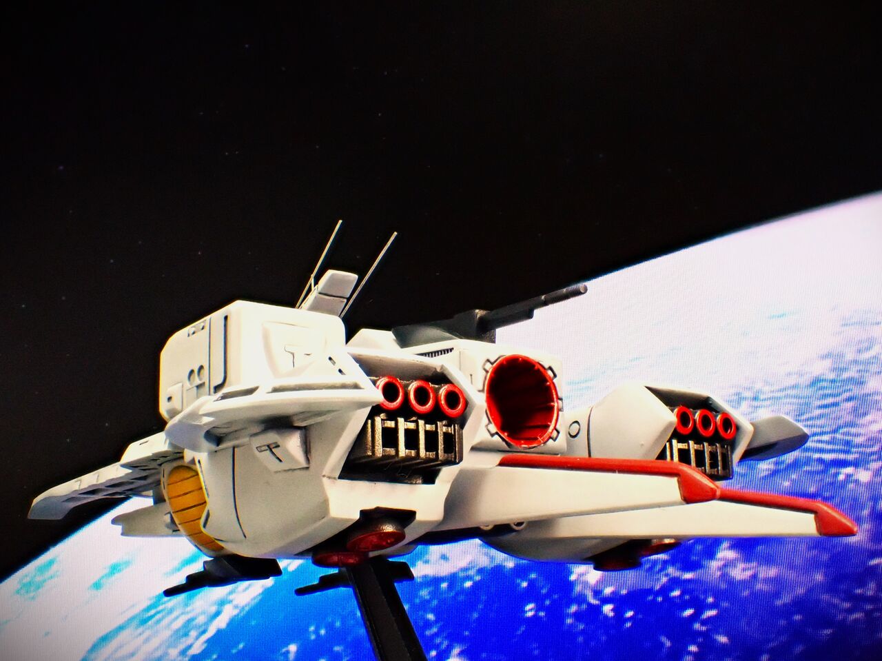 新品 未開封】ガンダム コンバージ SB アーガマ級強襲用宇宙巡洋艦1番