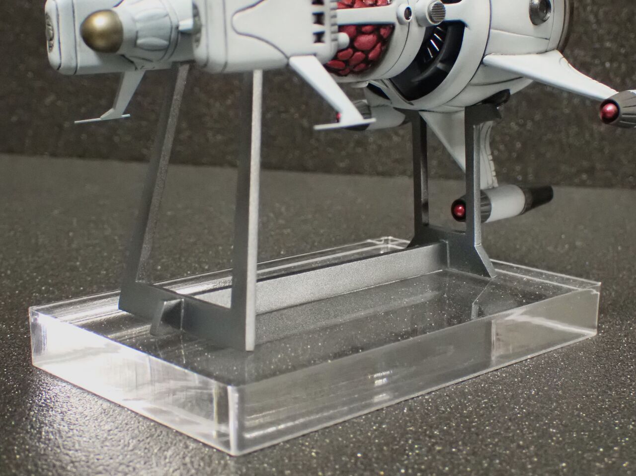 「ドラワ・ザン」「グラム・ザン」「」サディス・ザン」「ガダマン・ザン」 Amazon.co.jp: アオシマ 伝説巨神イデオン 1/2600 サディスザン