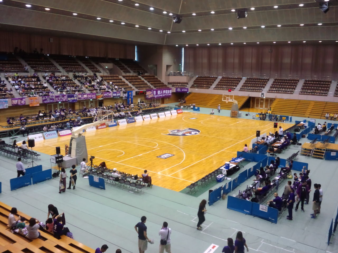 スタジアム巡り 山形県総合運動公園総合体育館 みちのく 行ったり来たり スタジアム巡り 山形県総合運動公園総合体育館 みちのく 行ったり来たり