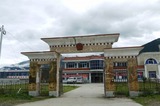 ３