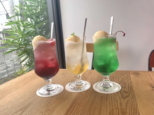 カフェ8