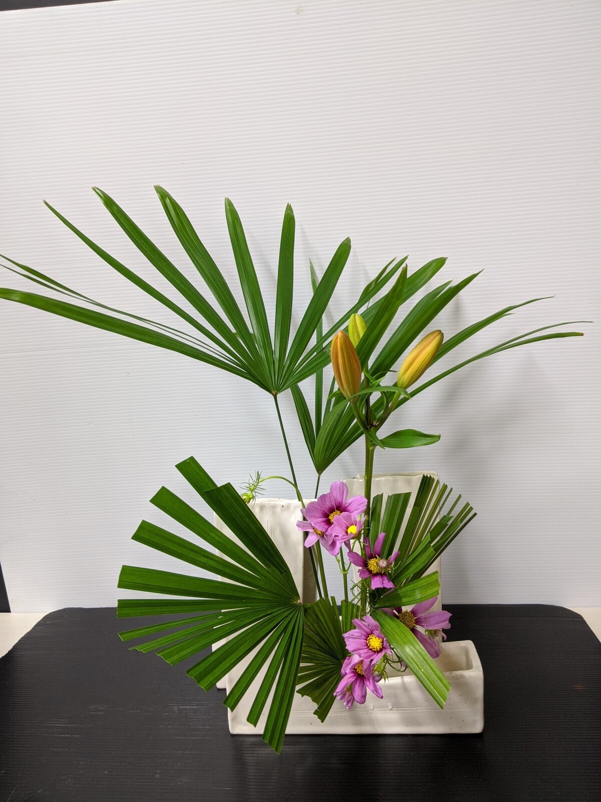 結構面白いシュロ 草月流上村春洸ぎゃらりー