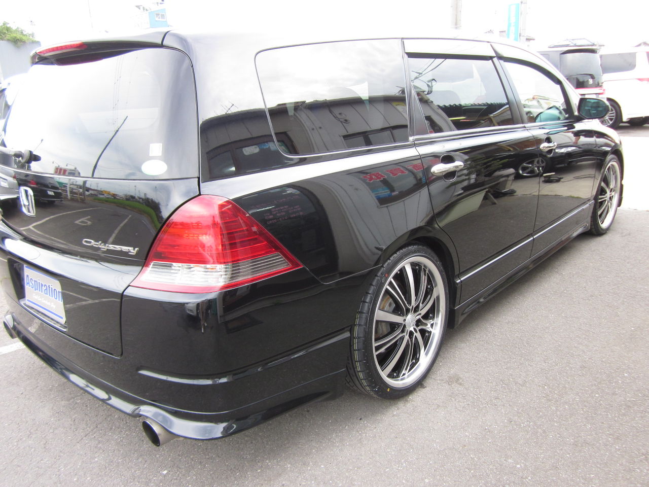 オデッセイrb1 ドレスアップ車 新入庫で新品アルミ装着 車買取アスピレーション越谷 中古車販売 車買取 ブログ更新 オデッセイrb1 ドレスアップ車 新入庫で新品アルミ装着 車買取アスピレーション越谷 中古車販売 車買取 ブログ更新