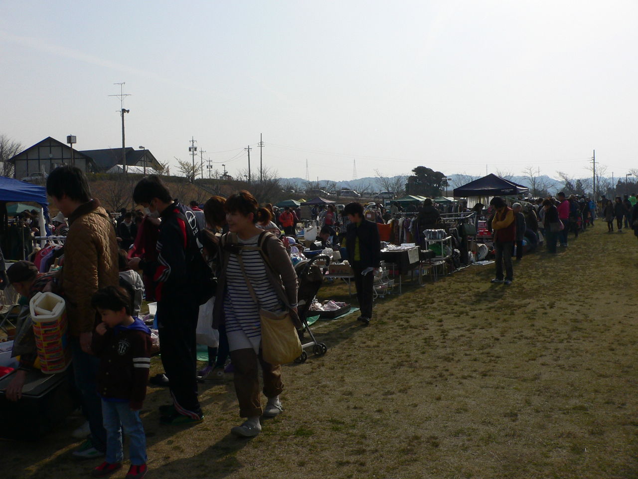 3月日 常滑市小脇公園にて トンボのパパはサル 3月日 常滑市小脇公園にて トンボのパパはサル