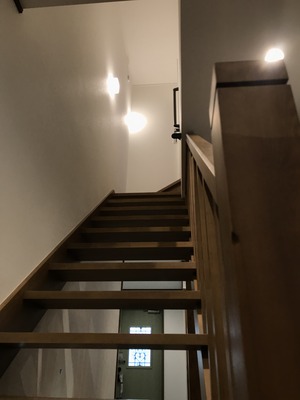 階段 ひのきとひつじの家 アシストホーム