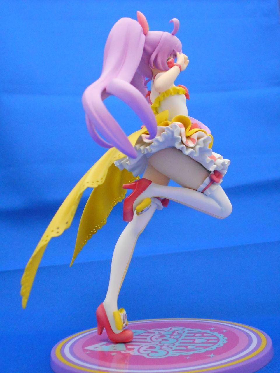プリパラ グッスマ 真中らぁらかしこまっ Ver 1 7スケールフィギュア 羽をあしらったアクセントが可愛いレビュー フィギュア情報