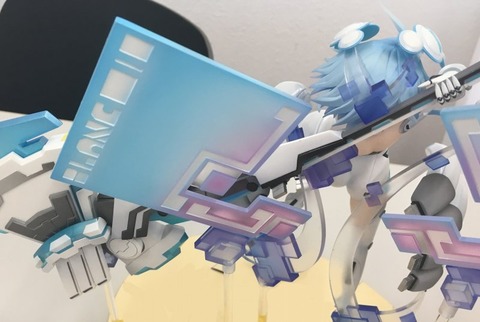 D_0yCVvVAAAUFfw