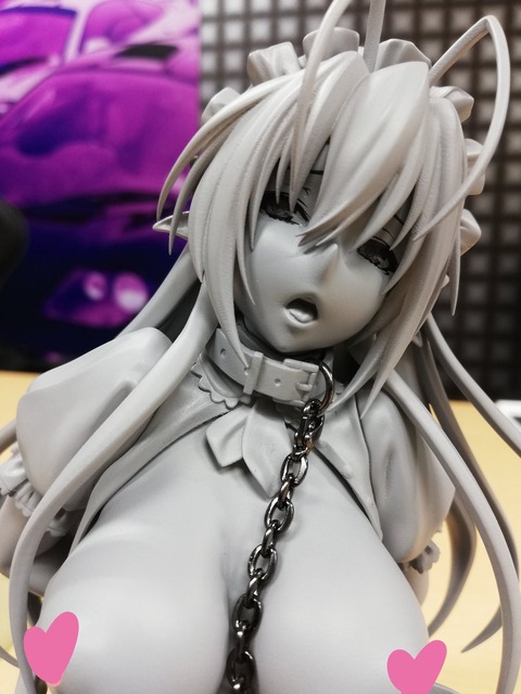 DyoMrUKUcAAEtxl