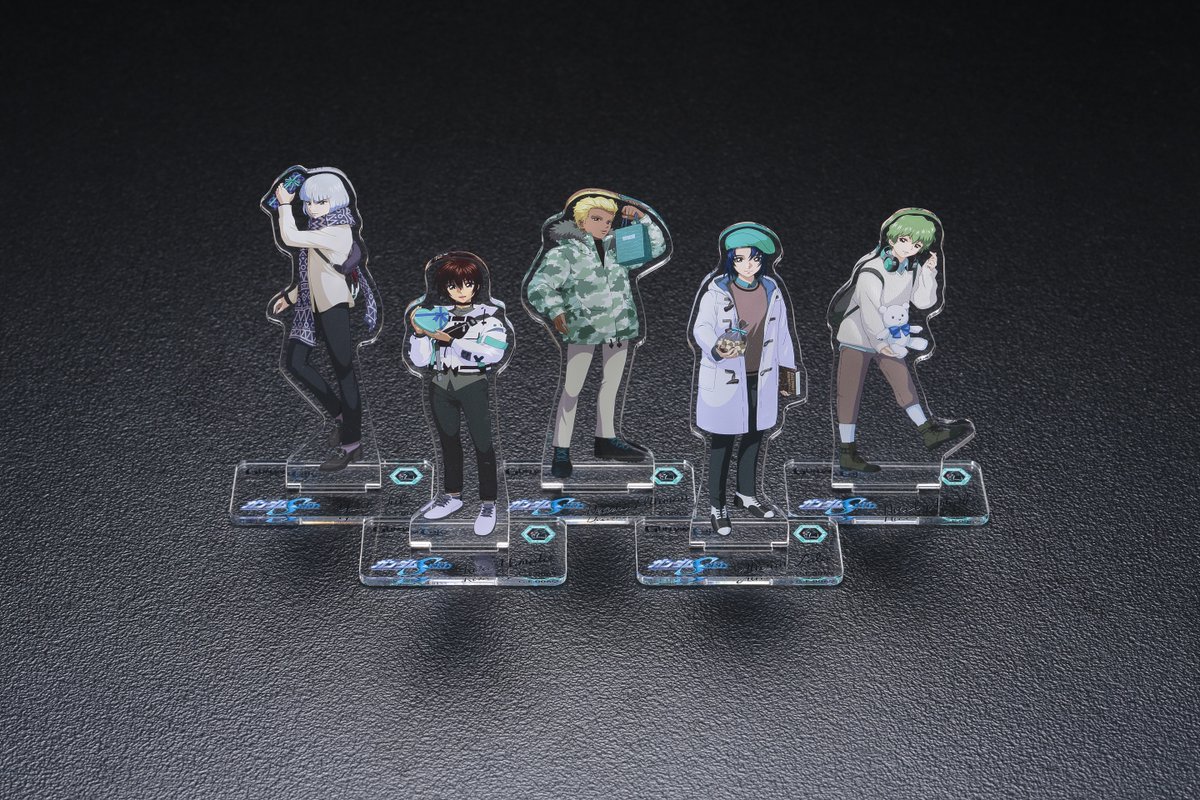 ガンダムカフェ ホワイトデー衣装に身を包んだ5人がグッズ で登場 フィギュア情報 ガンダムカフェ ホワイトデー衣装に身を包んだ5人がグッズ で登場 フィギュア情報