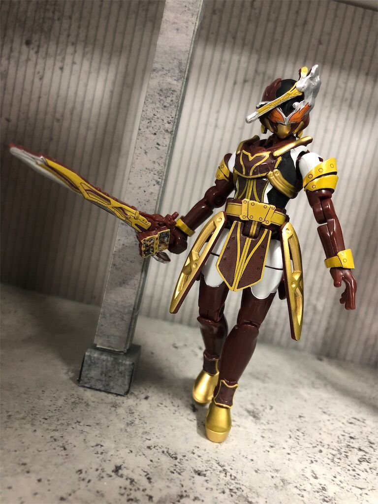 まとめ買いでお得 装動 仮面ライダーセイバー Book8 仮面ライダーサーベラ A86b610e 在庫処分セール Www Cfscr Com