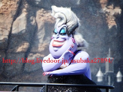 タコ野郎が唯一逆らえないのは ｍｉｃｋｅｙ ｓ ｇｌｏｖｅ