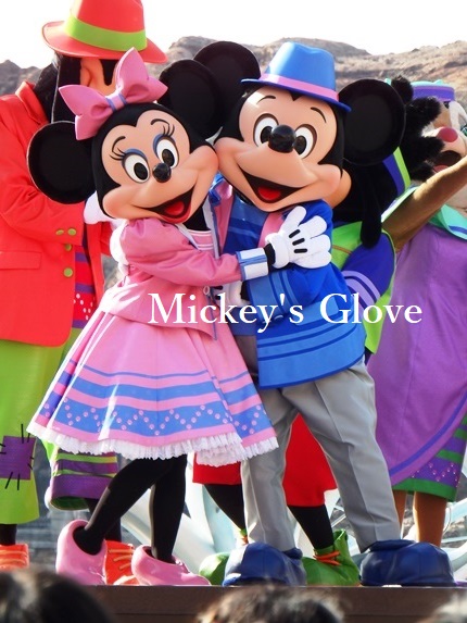 mickey s glove 舞浜を写す
