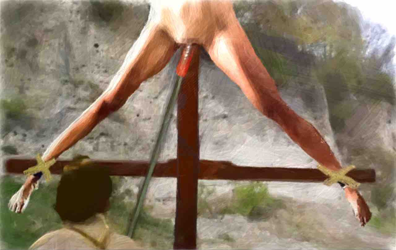  全裸女の串刺し刑          