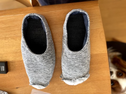 土踏まずのカーブが縫えていなくてゴロンとしている