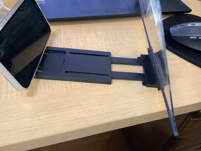 クロスステッチ スマホ拡大鏡を手元すっきりルーペとして使う あすか倶楽部 セミリタイア主婦の多趣味生活 クロスステッチ スマホ拡大鏡を手元すっきりルーペとして使う あすか倶楽部 セミリタイア主婦の多趣味生活