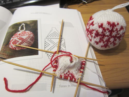 棒針祭り マジックループとクリスマスボール あすか倶楽部 多手芸生活と道具作り