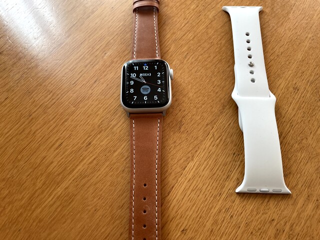 Apple Watch シアターモードの画面の明るさのコントロール と新しいバンド あすか倶楽部 多手芸生活と道具作り